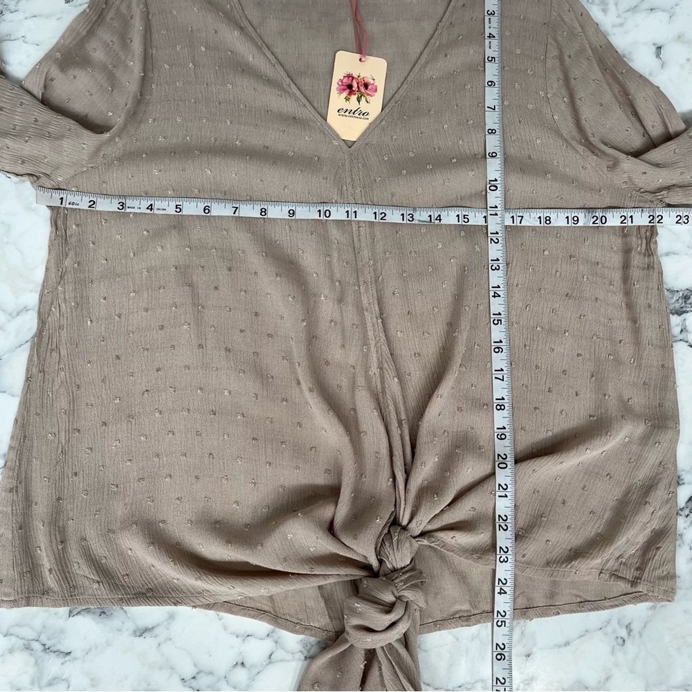 Entro tan Swiss dot belle sleeve blouse top tie waist v-neck size large NWT - Picture 6 of 9